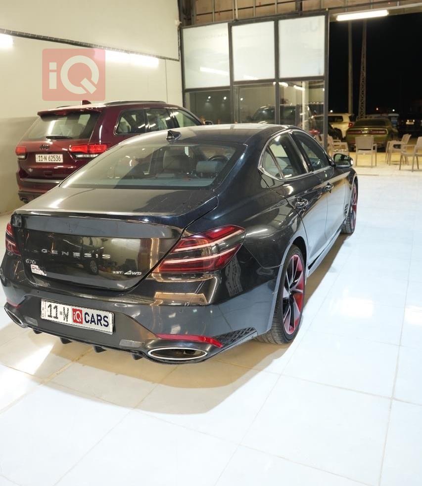 Genesis G70